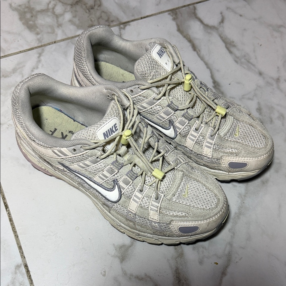 Nike Women’s Beige Light Gray Lace-Up Sneakers